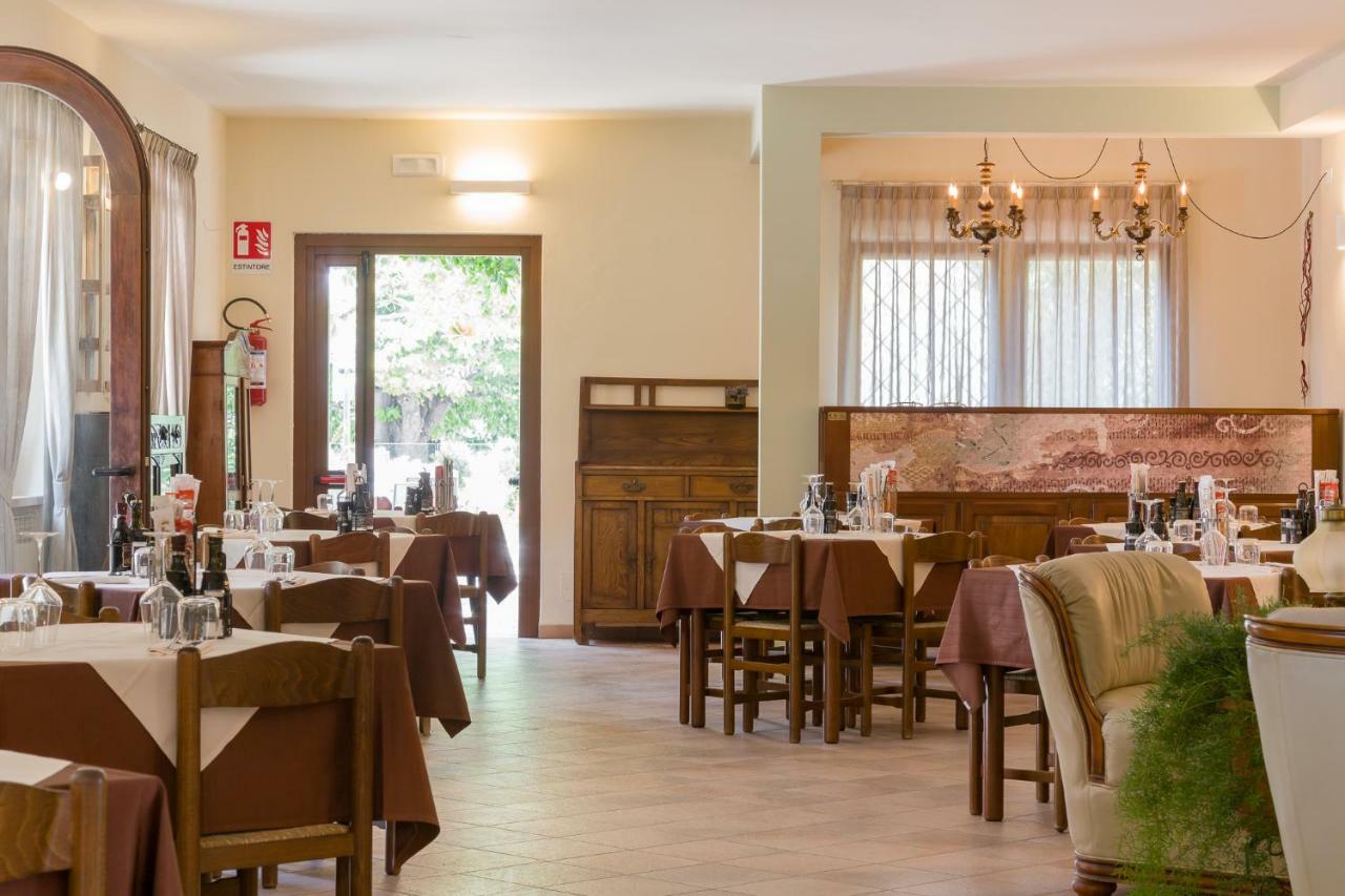 Hotel Corte Dal Castello Lazise Kültér fotó