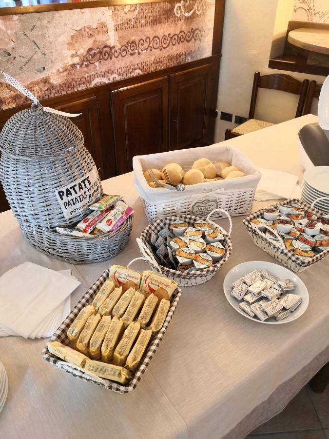 Hotel Corte Dal Castello Lazise Kültér fotó