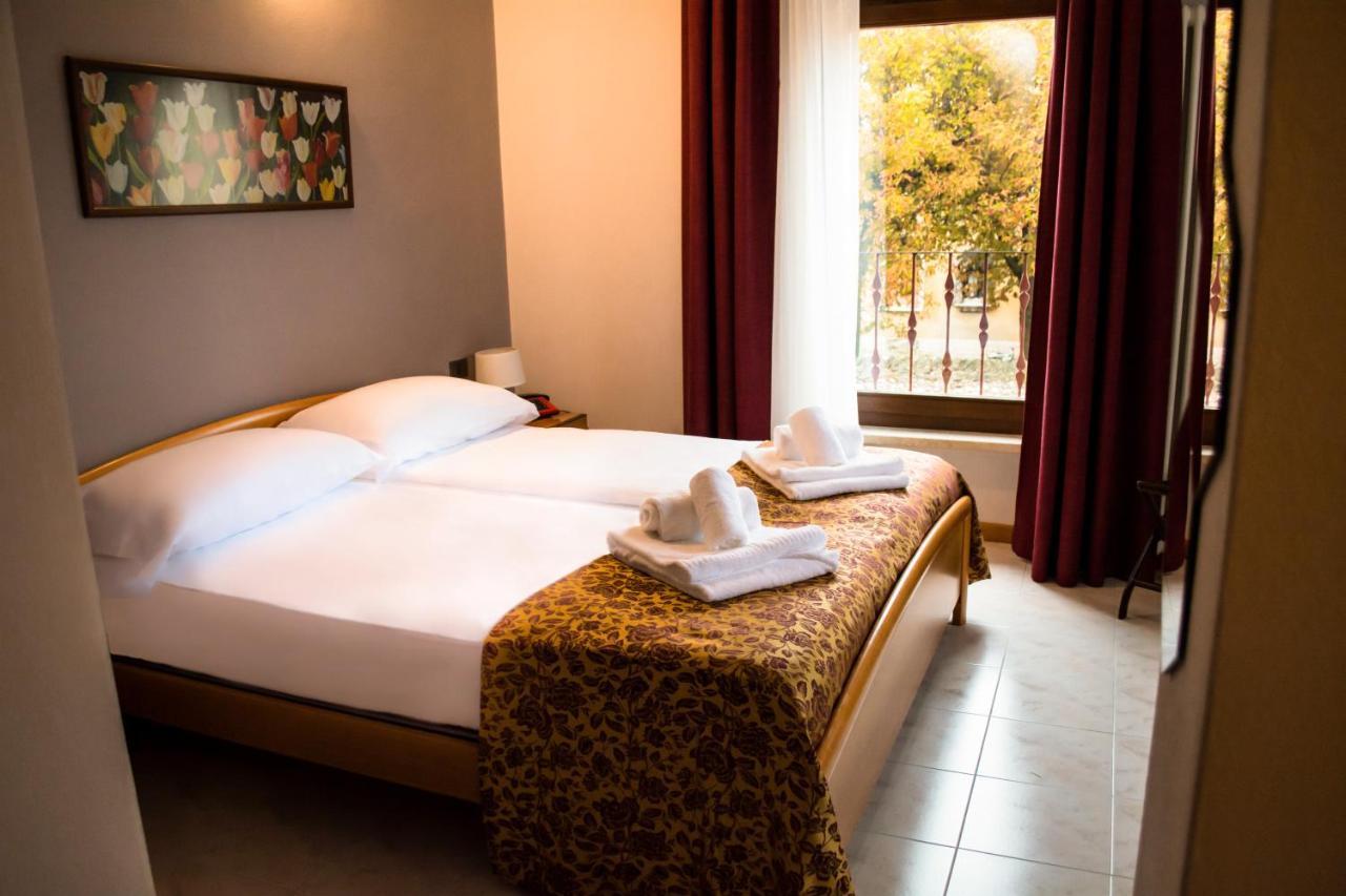 Hotel Corte Dal Castello Lazise Kültér fotó